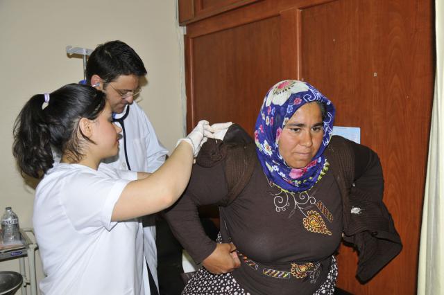 Hemşirelerimiz Sağlık Hizmetlerinin Vefakâr Neferleridir 