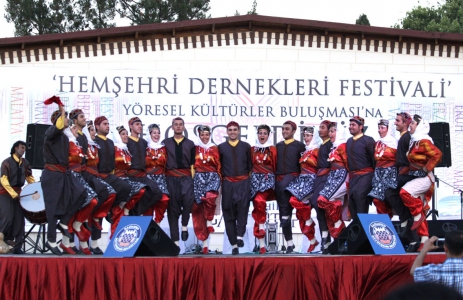 Festival Parkı Bayram Yerine Döndü