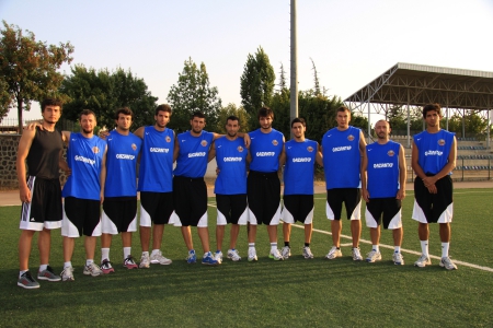 Büyükşehir Basketbol Takımı Güç Topluyor