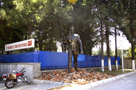 Büyükşehir Belediyesinden Mehmetçiklere Vefa Borcu