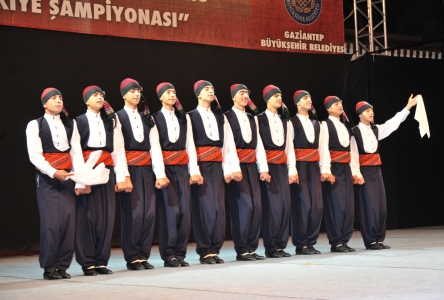 Halk Oyunları Gençler Türkiye Şampiyonası Yapıldı