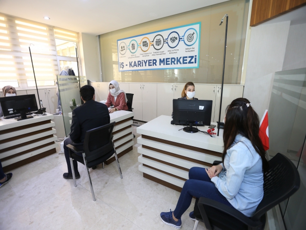 BÜYÜKŞEHİR İŞ VE KARİYER MERKEZİ, CORONA SONRASINDA DA İSTİHDAMA DESTEK OLACAK
