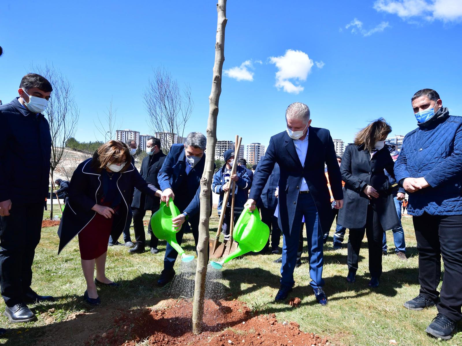 Güvenevler Mahallesi Ağaç Dikim Töreni