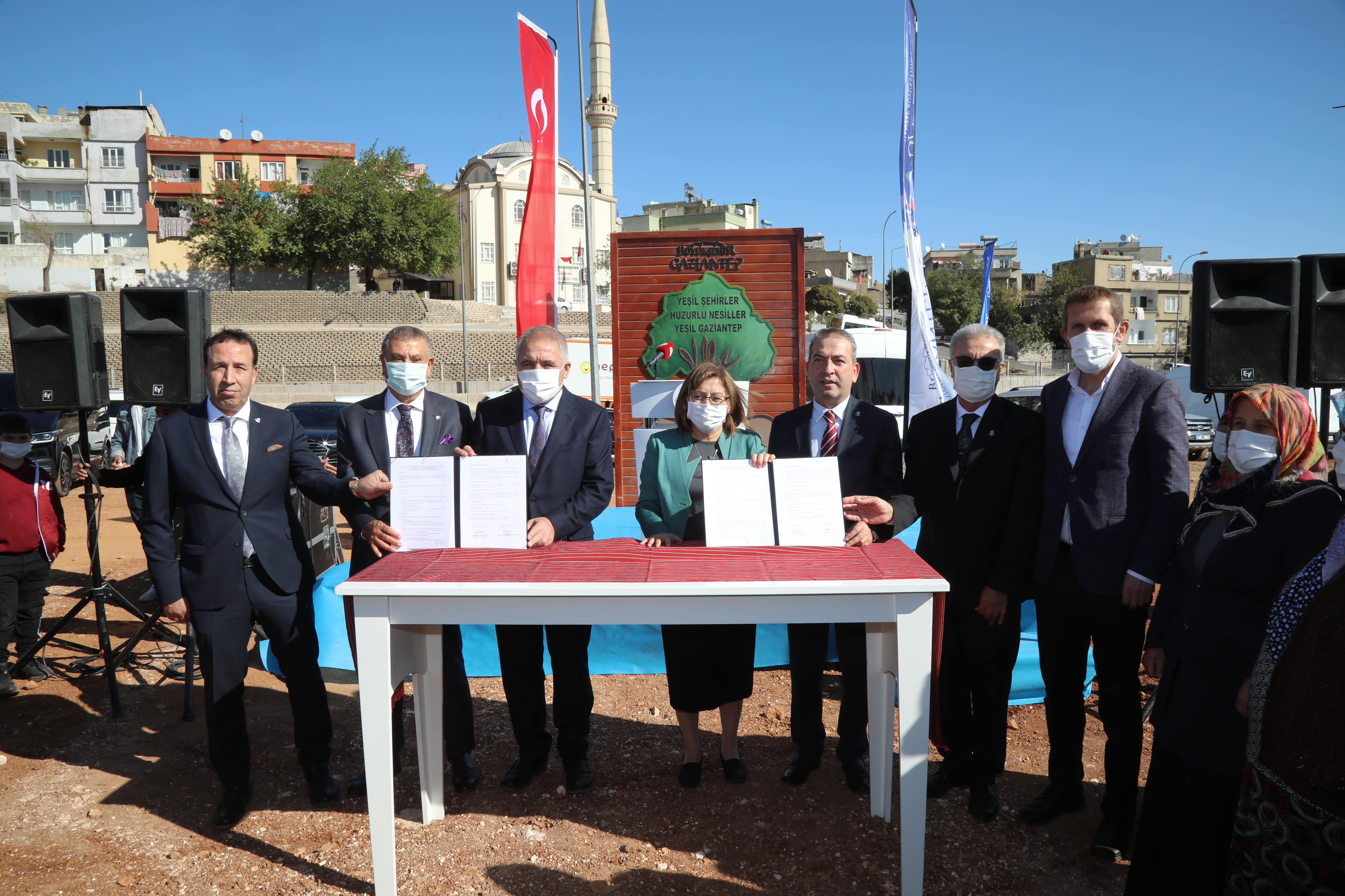 Çakmak Mahallesi Ağaç Dikim Töreni