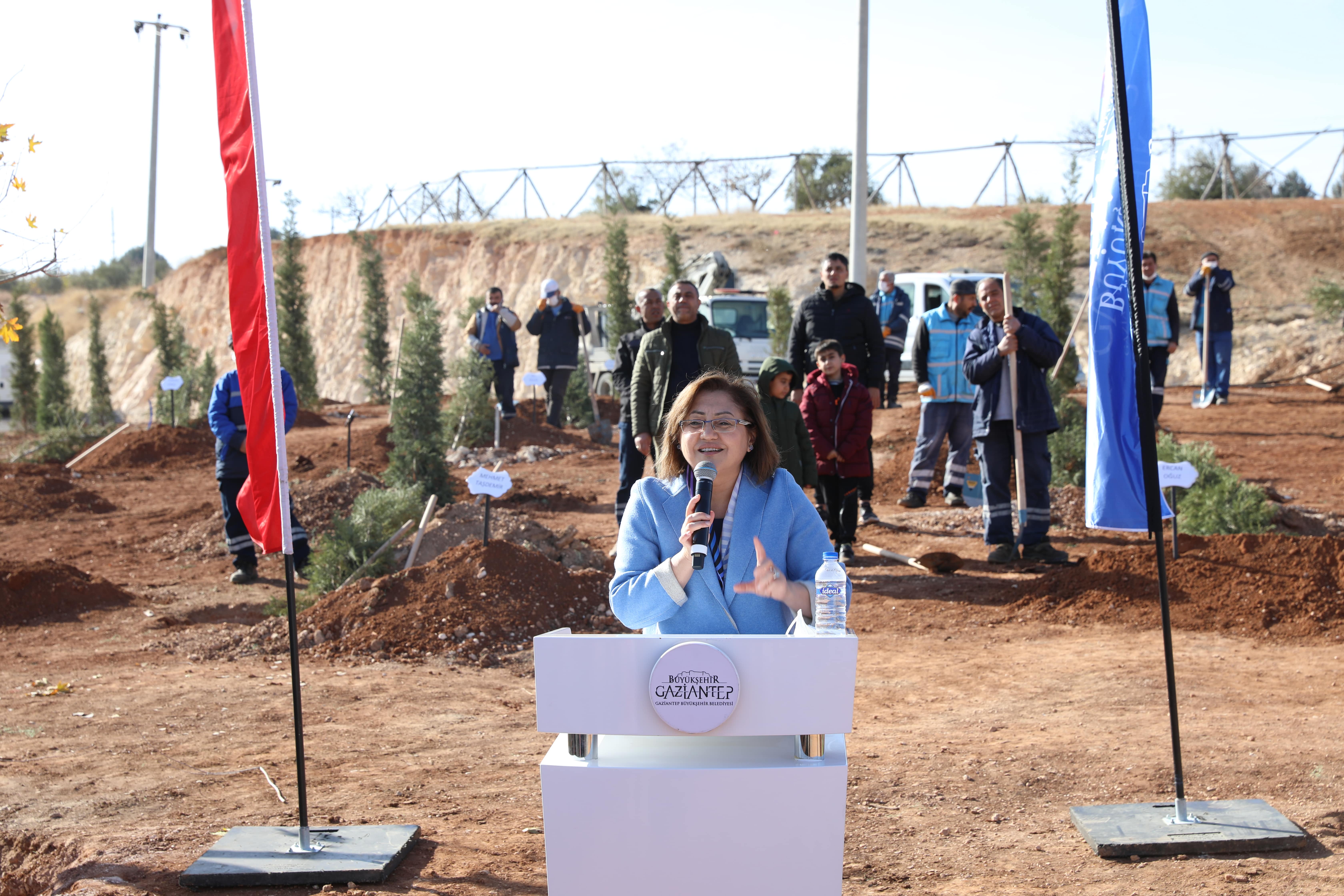 Yanlızbağ Mahallesi Ağaç Dikim Töreni