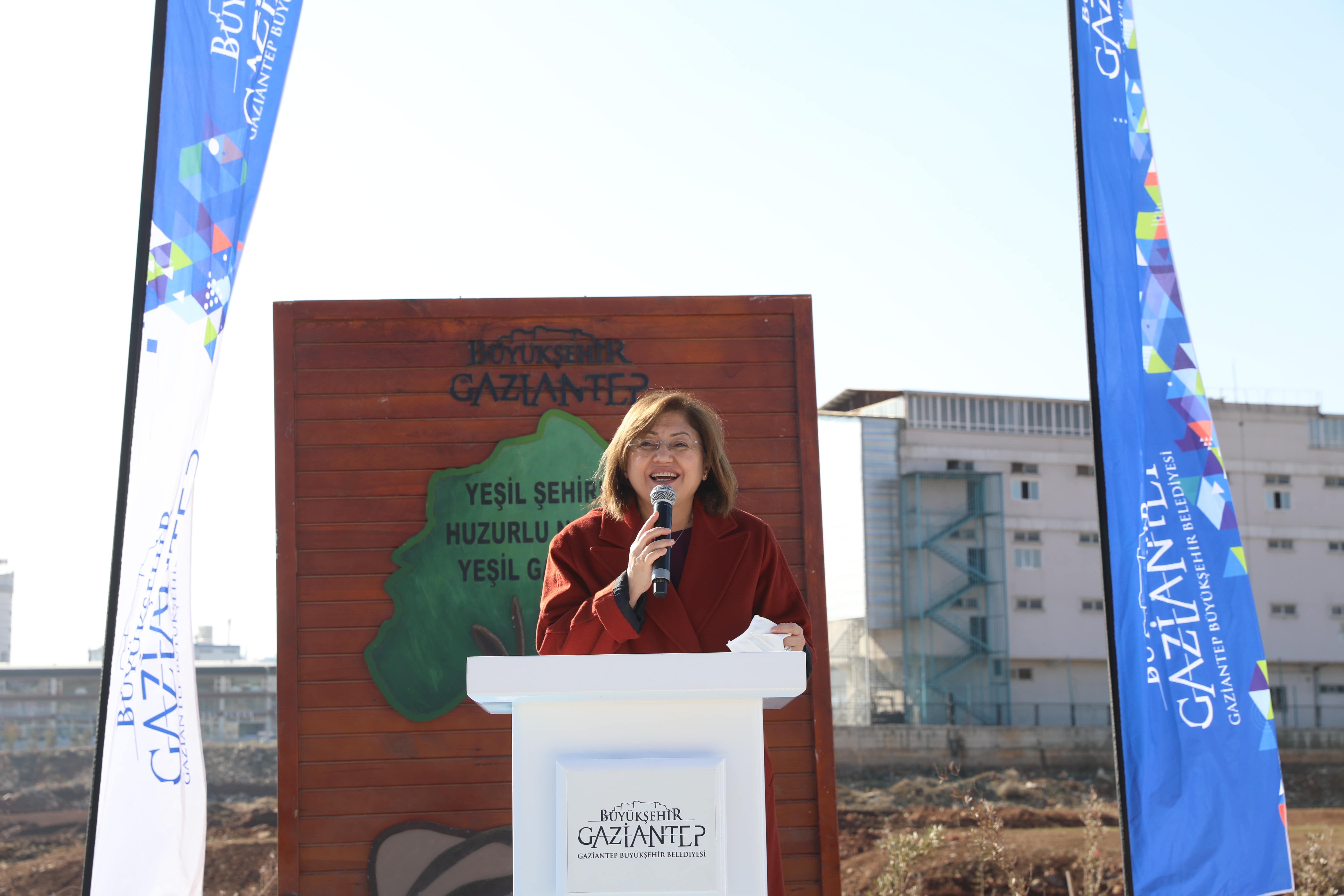 Aydınlar Mahallesi Ağaç Dikim Töreni