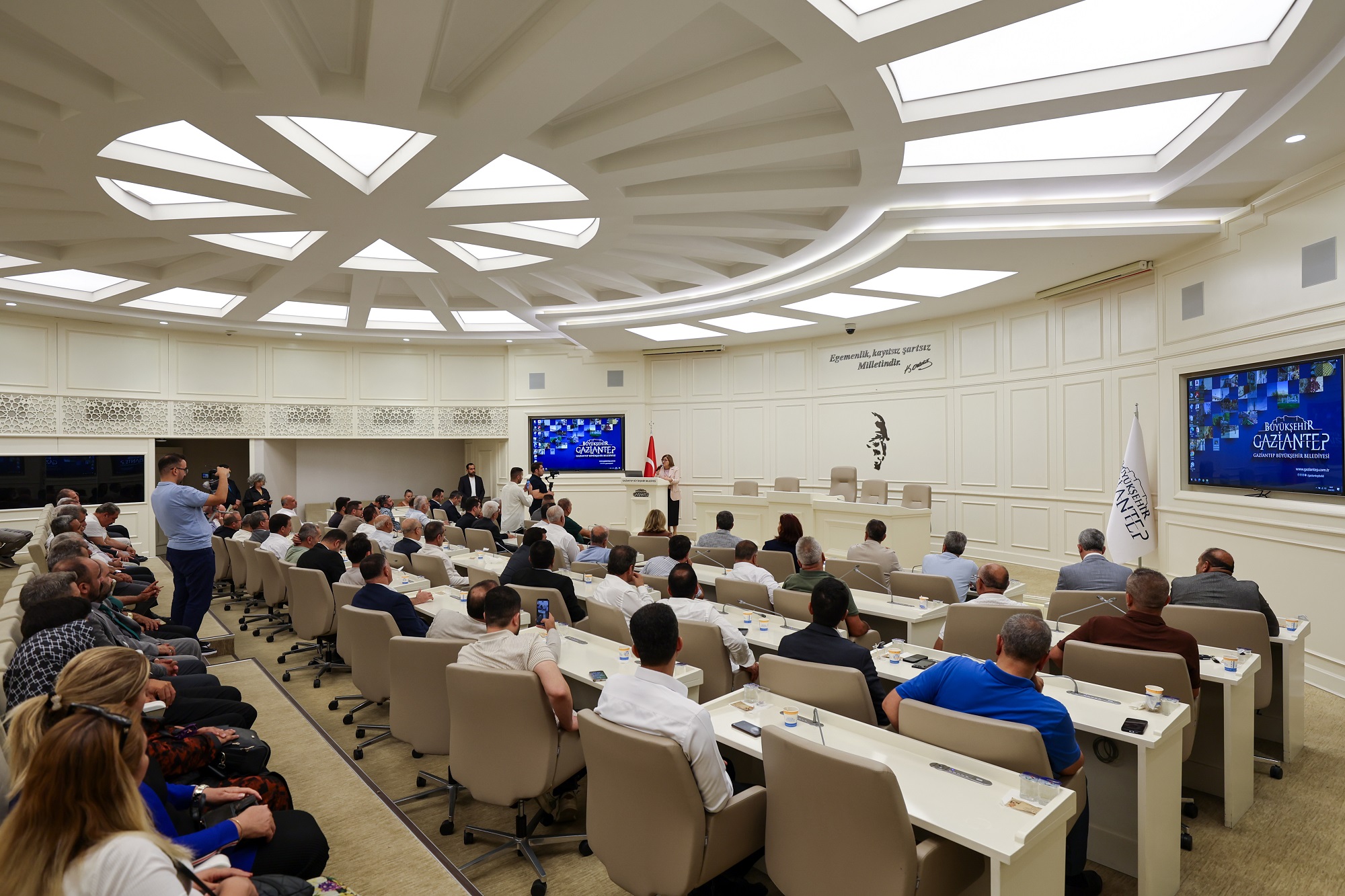 9. HEMŞEHRİ DERNEKLERİ FESTİVALİ KAPANIŞ PROGRAMI DÜZENLENDİ