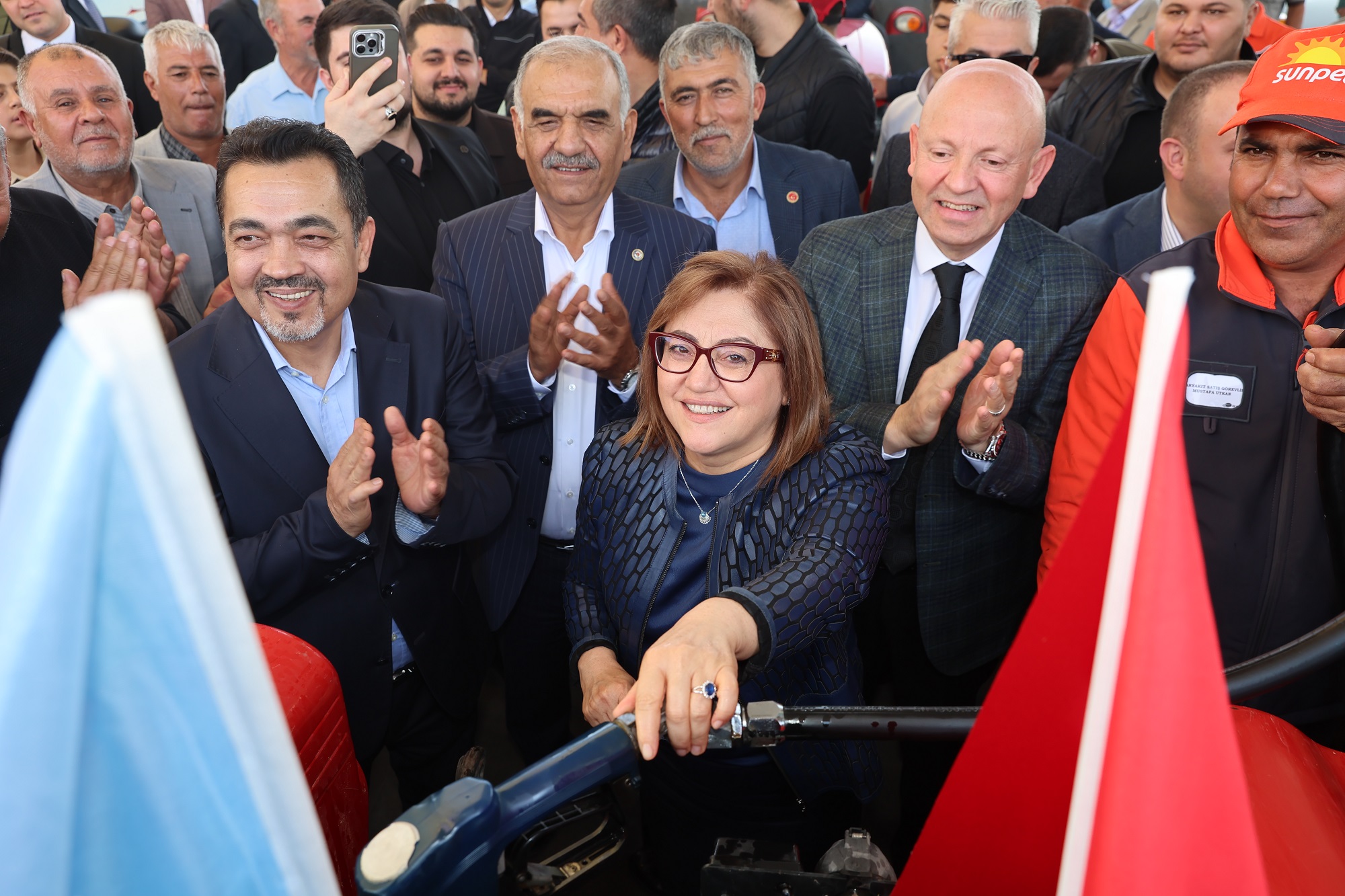 GAZİANTEP BÜYÜKŞEHİR’İN TÜRKİYE’YE ÖRNEK YÜZDE YÜZ HİBE İLE MAZOT DESTEĞİ SÜRÜYOR