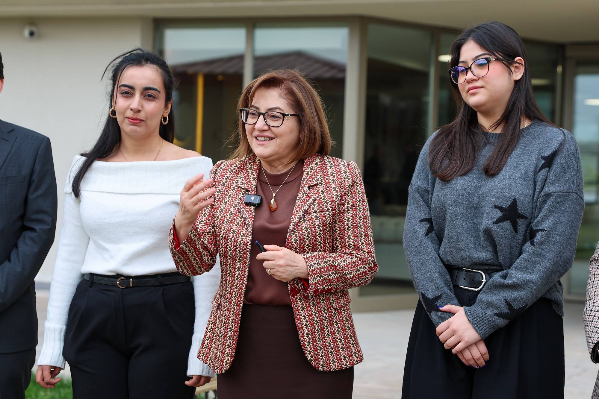 BAŞKAN ŞAHİN’DEN ÜNİVERSİTE ÖĞRENCİLERİNE YENİ MÜJDE!