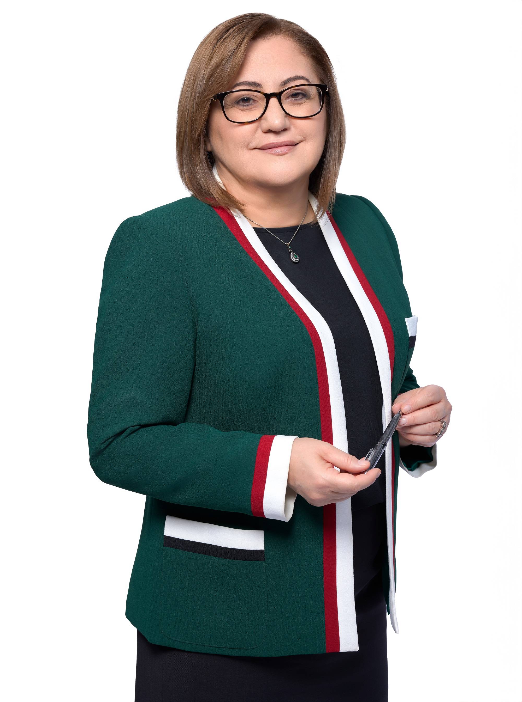 BAŞKAN ŞAHİN: BU ŞEHİR, BAĞIMSIZLIĞINI BİR EMANET GİBİ TAŞIYAN KAHRAMANLARIN ŞEHRİDİR