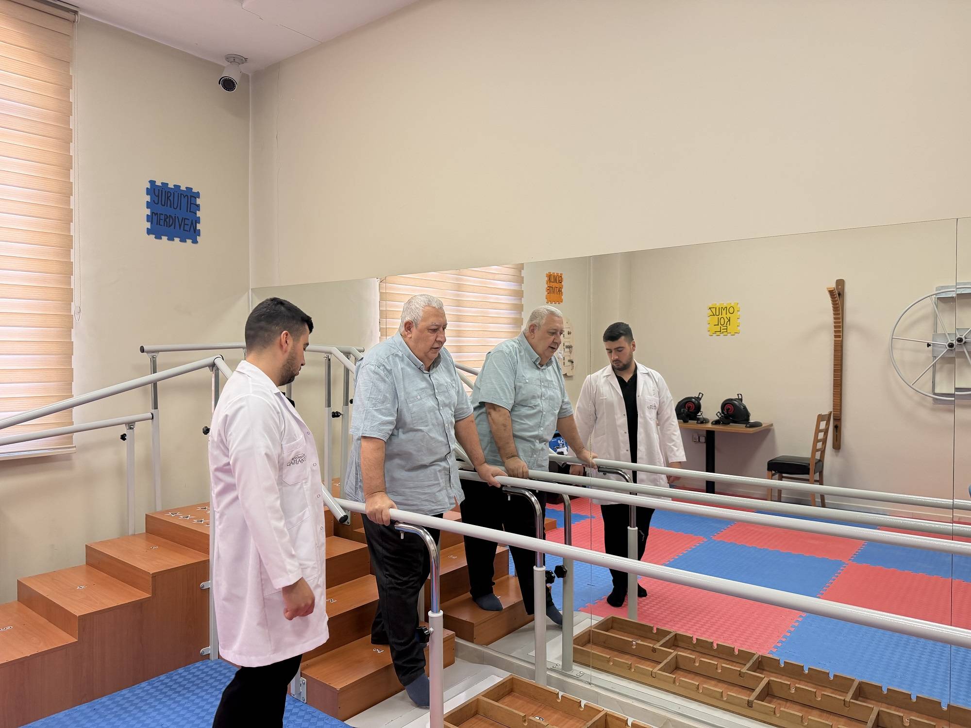 BİR GÜN YOLDA KAYBOLDU, ONU BULANLAR HAYATINI DEĞİŞTİRDİ